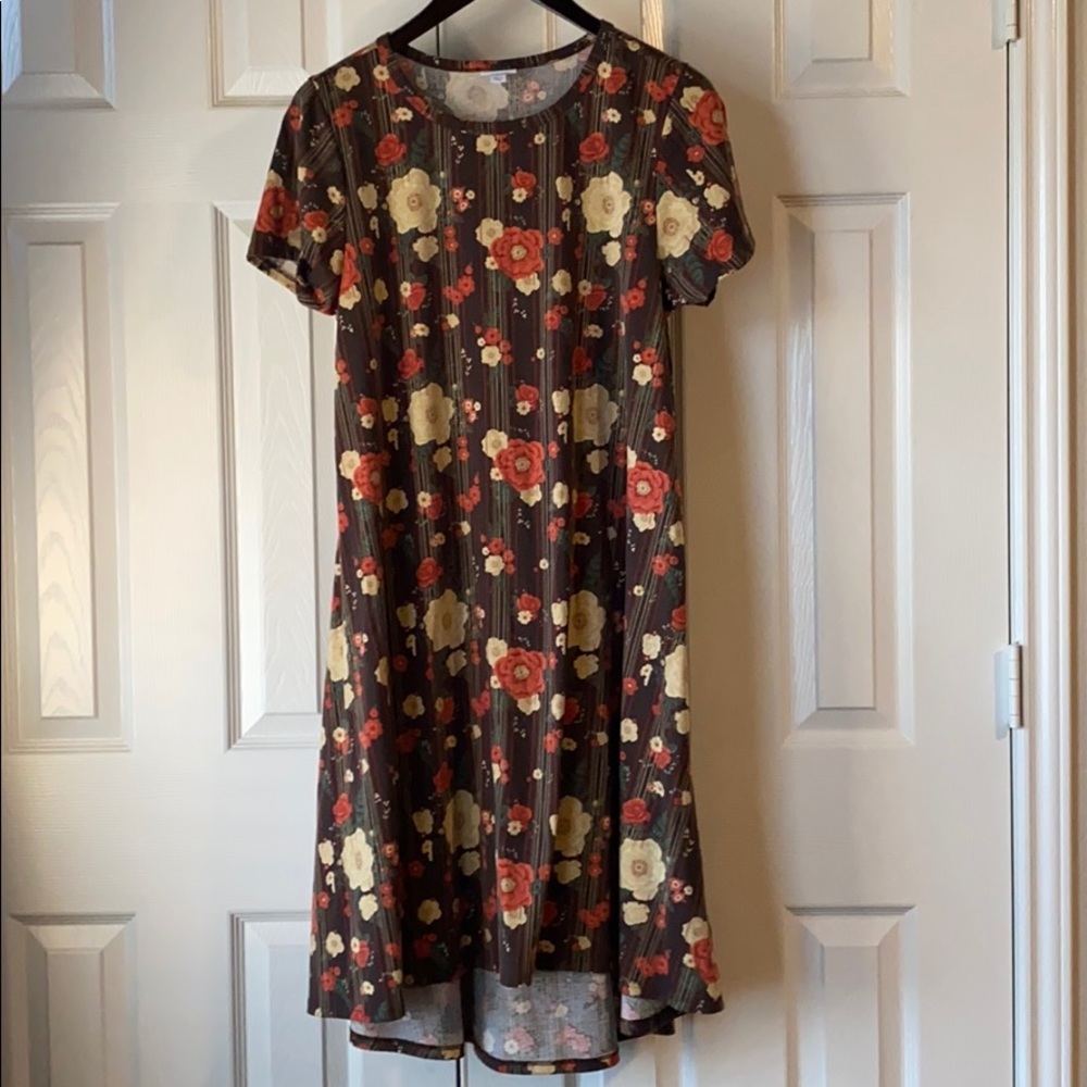 Lularoe Carly